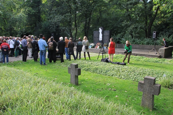 Antikriegstag2011   056.jpg